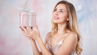 How Gifts Strengthen or Damage Relationships